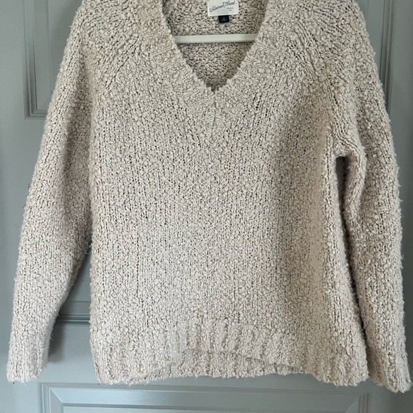 COZY Sweater🤍 Brand: American Thread, Size: M - Picture 3 of 5